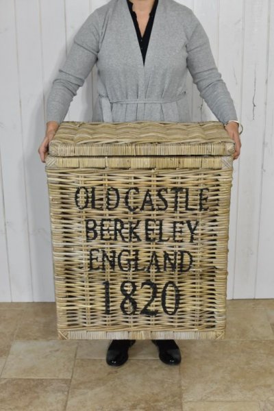 Kosz rattanowy "Old castle Berkeley England 1820" 59/36/H70cm | dodatki |