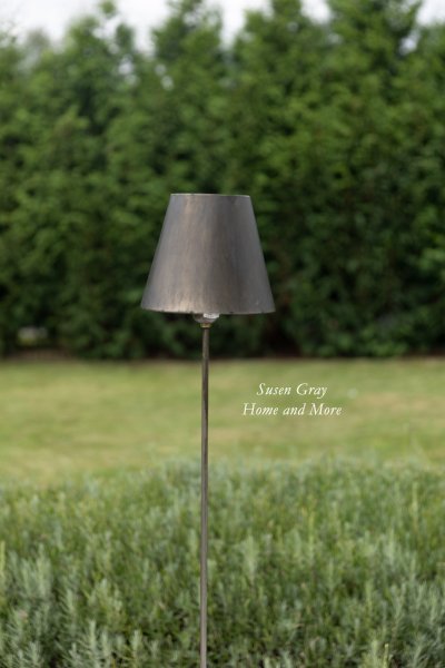 Lampa stojąca - metalowa | lampy-zyrandole-abazury |
