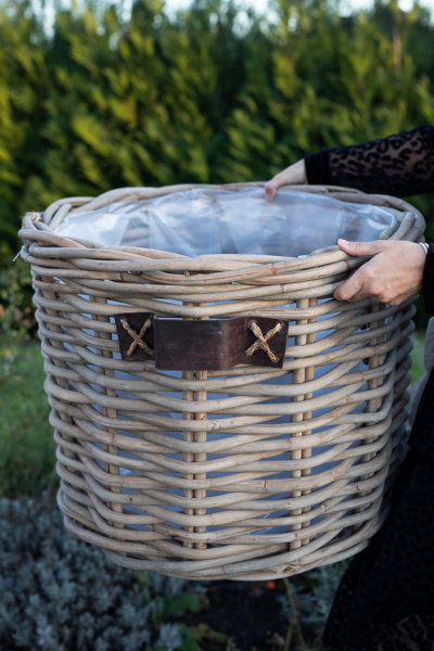 Kosz rattanowy okrągły - gruby rattan - skórzany uchwyt - duży | koszyki-kosze-wianki |